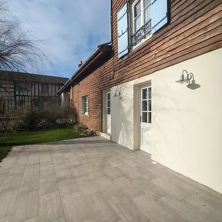 A Pans De Bois Pres Du Du Der - Jardin Privatif Et Activites Nautiques - Fr-1-611-16